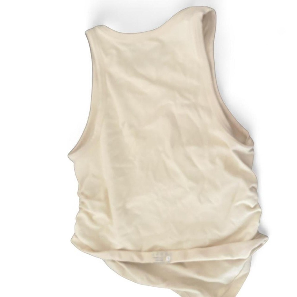 Cream rubbed tank size‎ L